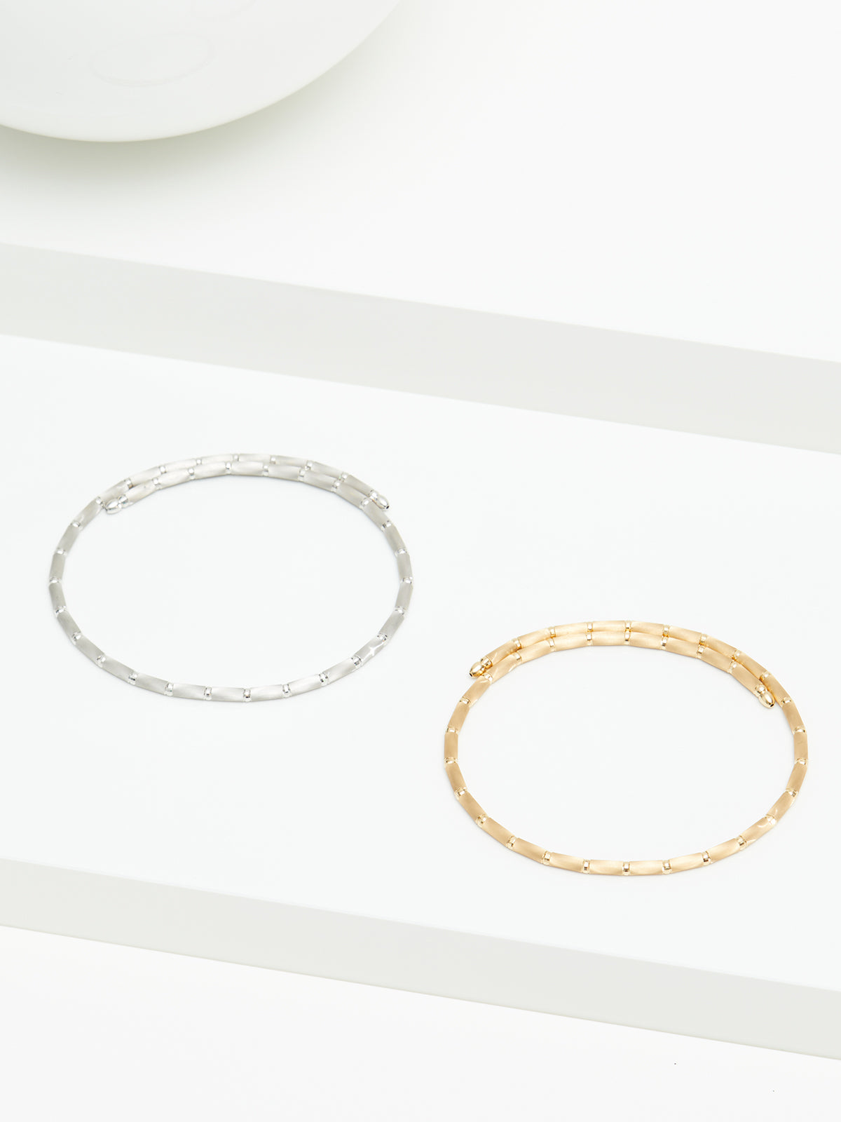 Náramok YANA NESPER zo žltého zlata s magnetickým zapínaním