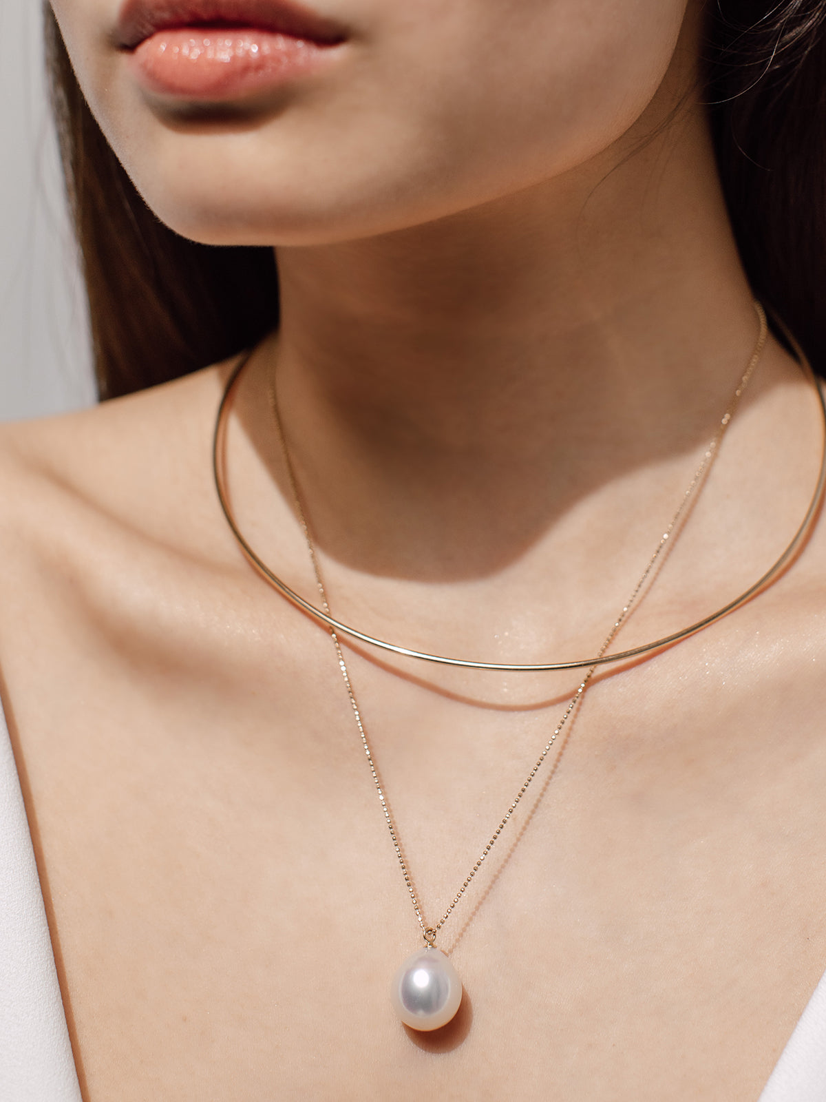 Náhrdelník YANA NESPER zo žltého zlata s perlou z Južného mora