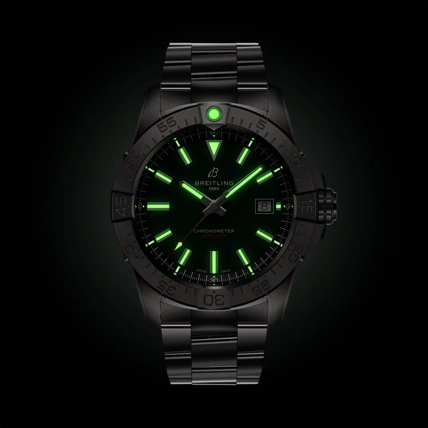 Breitling Avenger Automatic 42 A17328101L1A1 — lume shot