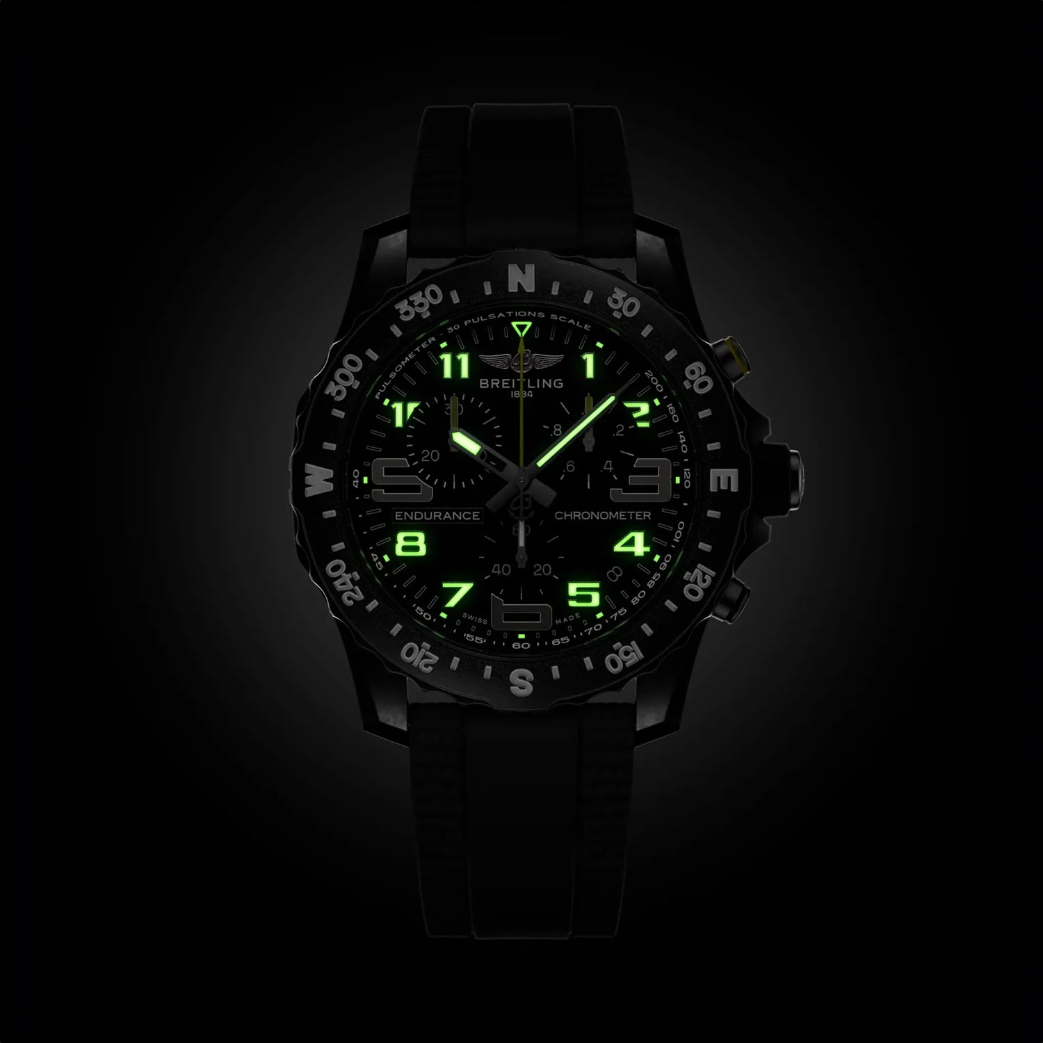 Breitling Endurance Pro 44 X82310E51B1S2 — lume shot