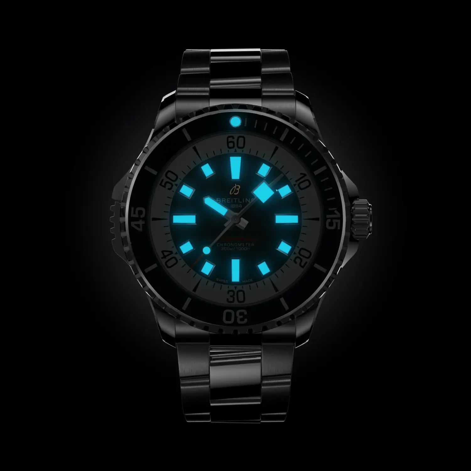 Breitling Superocean Automatic 46 A17378E71C1A1 — lume shot