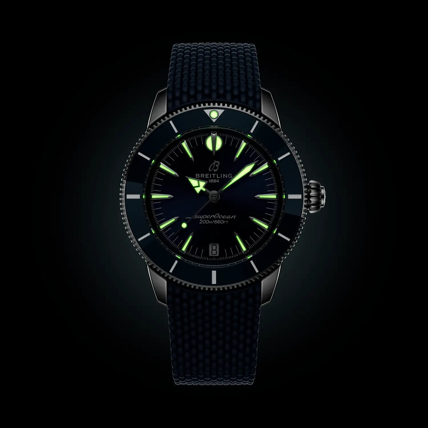 Breitling Superocean Heritage Automatic 36 A10390161C1S1 — lume shot