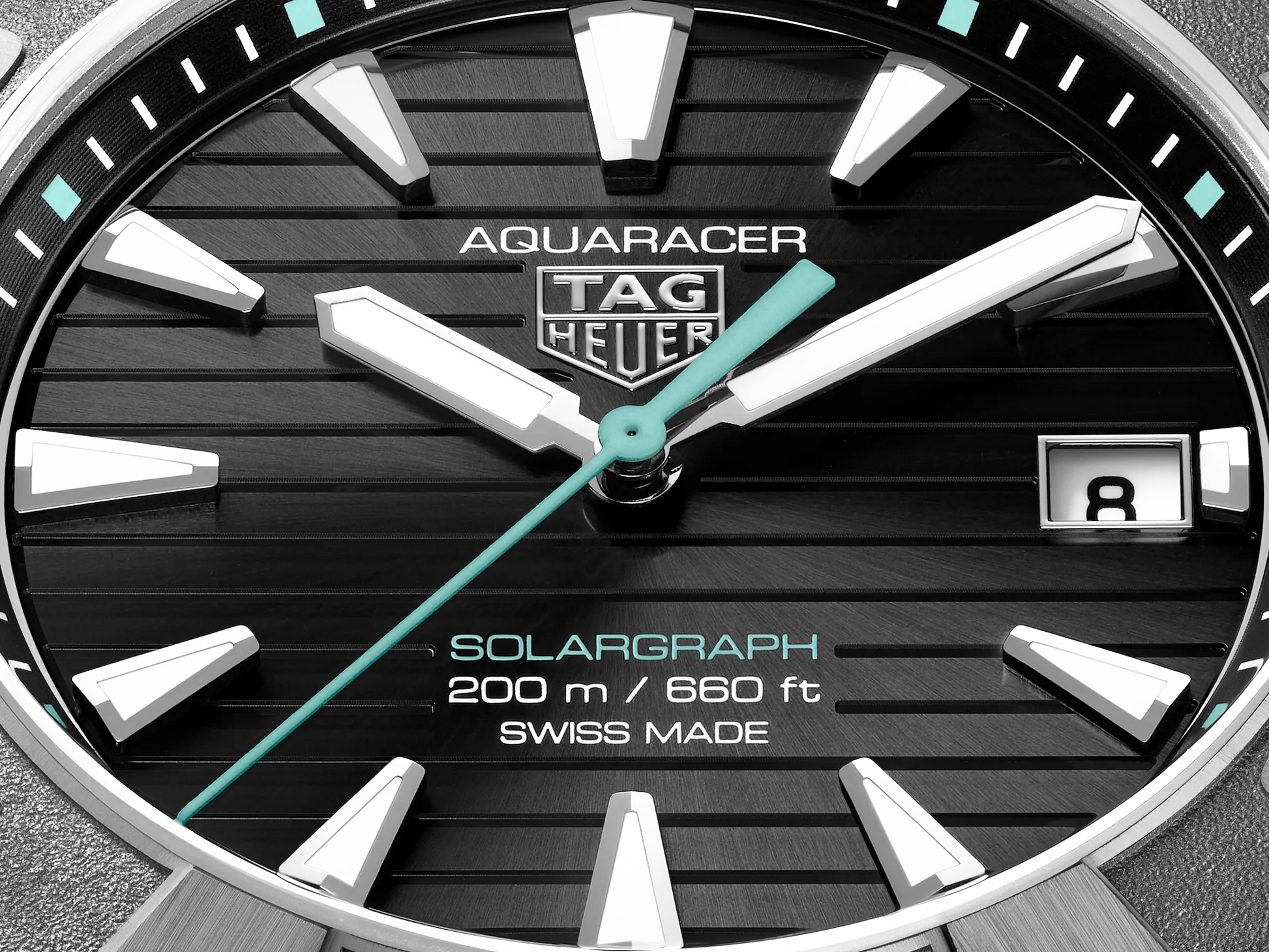 TAG Heuer Aquaracer Professional 200 Solargraph 40 mm